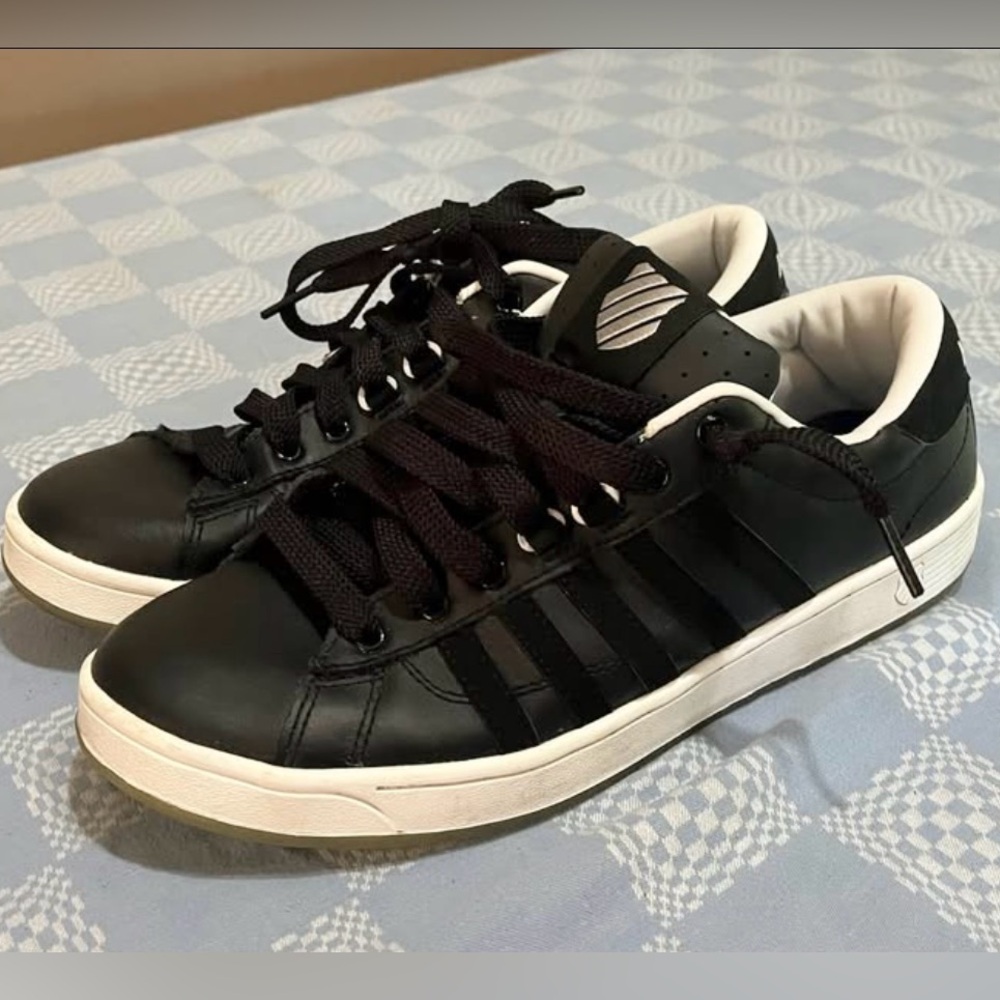 Men’s K-Swiss Casual Sneaker - Size 10